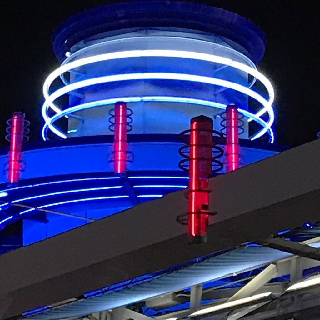 mccabep's tweet photo. Dangerous roads at night #disneyautotopia #nobumping https://t.co/u2ze6NOCbF https://t.co/qWSQkx2gt4