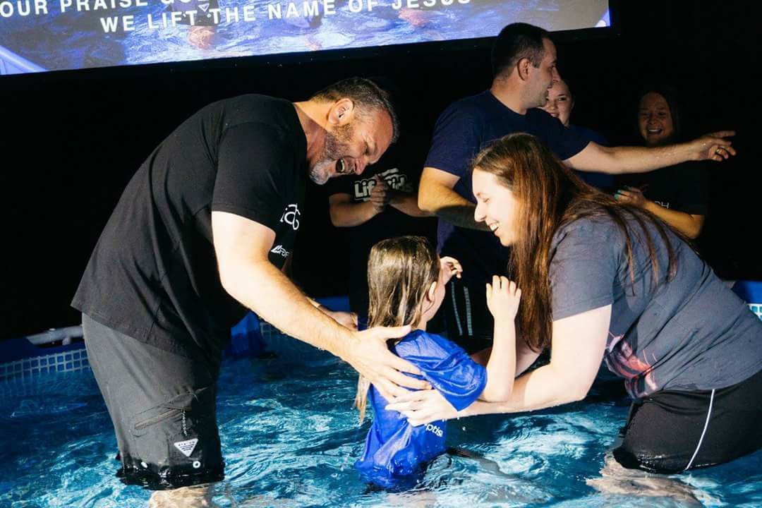 JohnnyRoberts's tweet photo. Celebrate life-change in Christ at all https://t.co/TYYWwSahPx locations during #BaptismWeekend!  @life.churchfortsmith 8:30, 10:00 &amp; 11:30. https://t.co/K0sBNLE0yi