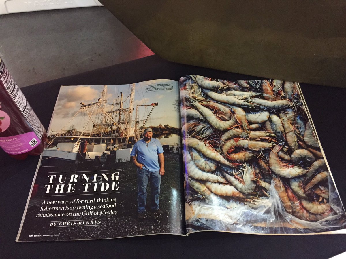 LaSeafoodBoard's tweet photo. Checking out these beautiful soft shell #LouisianaShrimp from @AnnaMarieShrimp. #GASCO17 https://t.co/6ptTn8c9OP