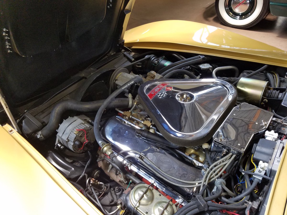 DeanVacX's tweet photo. 1968 #Corvette #convertible #427TriPower at #Mecum #Harrisburg #hbg #goldcars https://t.co/D0Igfkl9hO