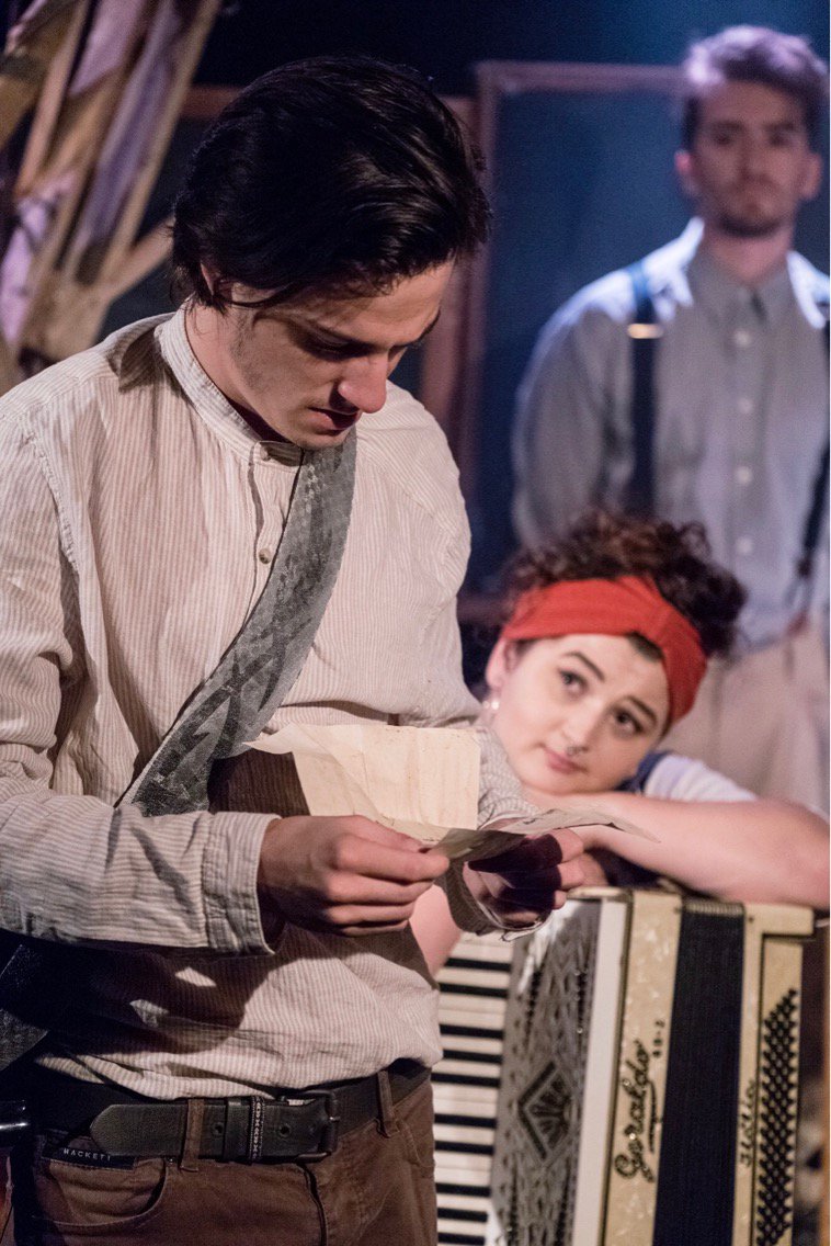 Patch_of_Blue's tweet photo. Next up we're queuing for @BritTheatreGuid to talk about When We Ran at The Pleasance #edfringe #meetthemedia #itishotinhere https://t.co/6fkLgd5CyA