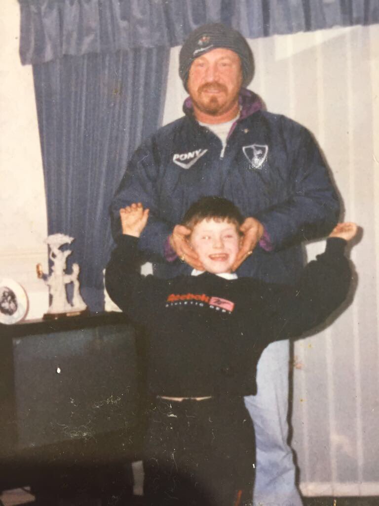 RobbieDaviesJr's tweet photo. Thank you everyone for all the messages. I'll get back to everyone in time. I just need some time away from it all. I love him so much. ❤️xx https://t.co/29ng4PMFCu