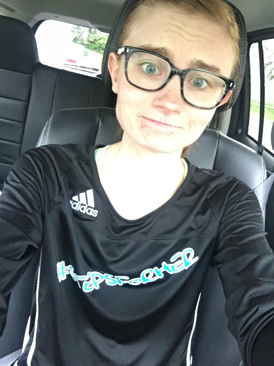 StepsForThem's tweet photo. A very WET 6 miles this morning with a great group @ Fleet Feet in Lincoln! #StepsForHer #HalfsyTraining https://t.co/jE2pre8ybQ