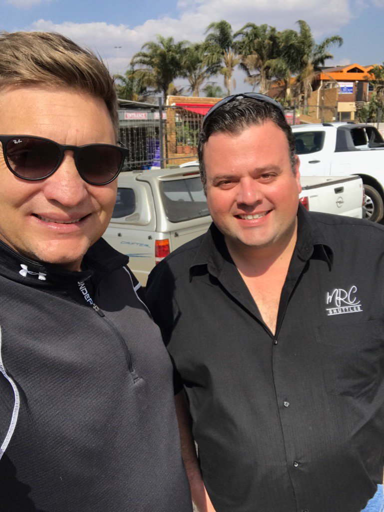 KurtOfficial's tweet photo. n Groot dankie aan Ronald van @mrcshuttles1 vir sy help met vervoer vandag, boek n trip by https://t.co/3dZbRAhvzK!! https://t.co/u3YRyUzEAo