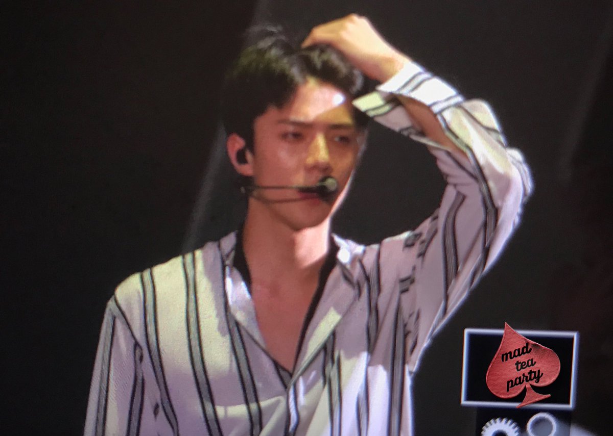 _LovelySH's tweet photo. I love you Oh SeHun oppa 💕 https://t.co/vSeZZmUQHH