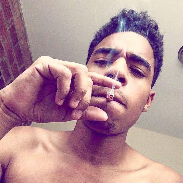 PrettyBriana__'s tweet photo. Happy Birthday Keem 😘 I Miss You So Fucking Much Brother 😭😩😩You 21 Now 🎈🎈🎈🎈🎈🎈🎈🎈🎈🎈🎈🎈🎈🎈🎈🎈🎈🎈🎈🎈🎈👼🏽
#RestupKEEM https://t.co/cOKmZbSckO