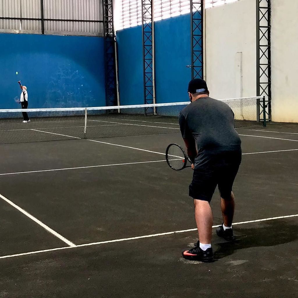 jeffpaiva's tweet photo. Dia de ver o amigo @senarafa no ranking da Master. Mais um colocando a #rf97autograph da @wilsontennis_br em ação… https://t.co/S87Kwcx9p3 https://t.co/Fr0RAnvjbs
