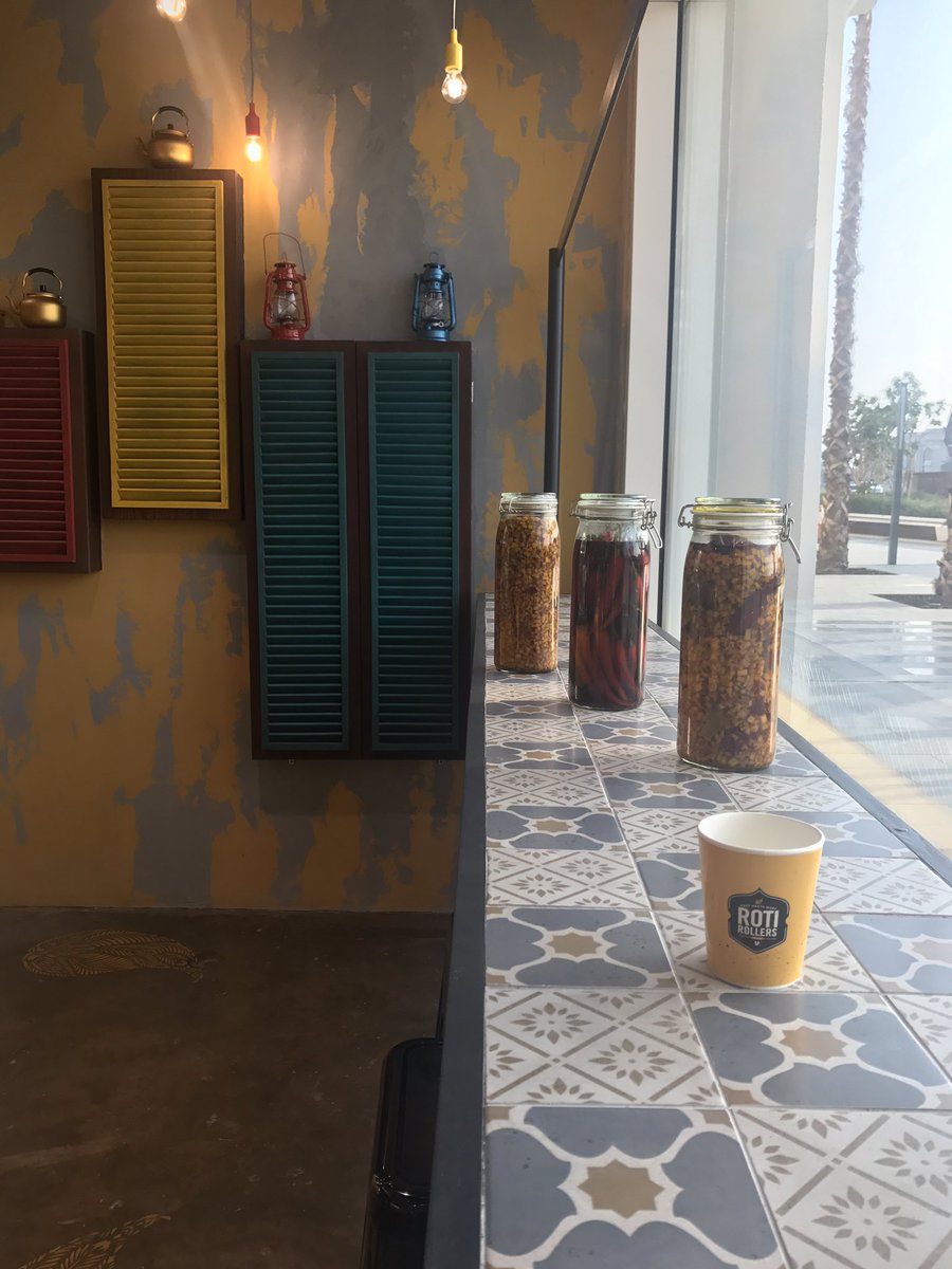 Julia_Stetska's tweet photo. Coming soon ... @myrotirollers Best twist of Indian street food in Dubai 🌟 Can't wait to try 😍🌯😀@RSITweets https://t.co/4uuZguRHLN