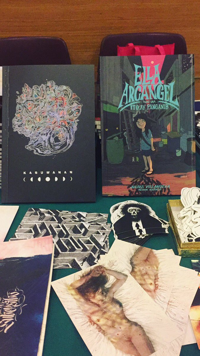 pryngols's tweet photo. So much love for pinoy komiks! Awesome day 💗Thank you #Indieket2017 #MervStoreHaul @mervinmalonzo @HaliyaMNL https://t.co/T8HiawEE75