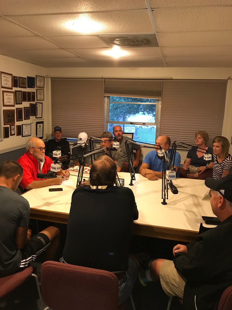 EmporiaSpartans's tweet photo. Congrats Greg Rahe for 30 years of service to KVOE and area high schools!  We appreciate your hard work for our programs! #EmporiaProud https://t.co/nEL5DjZBbB