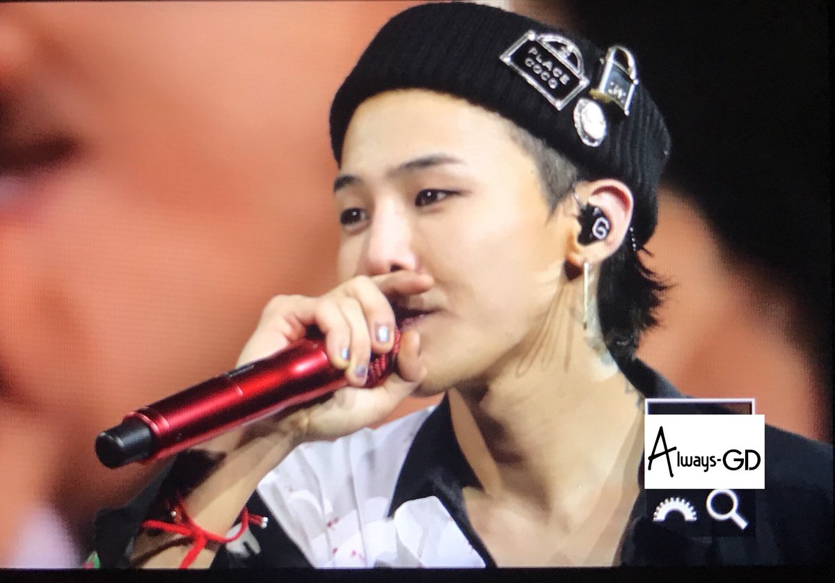 always_gd's tweet photo. ACT III, M.O.T.T.E in 🇦🇺 

GooD밤💕

#권지용 #KWONJIYONG 
#지드래곤 #GDRAGON 
#AlwaysGD https://t.co/kVZb91tuyC
