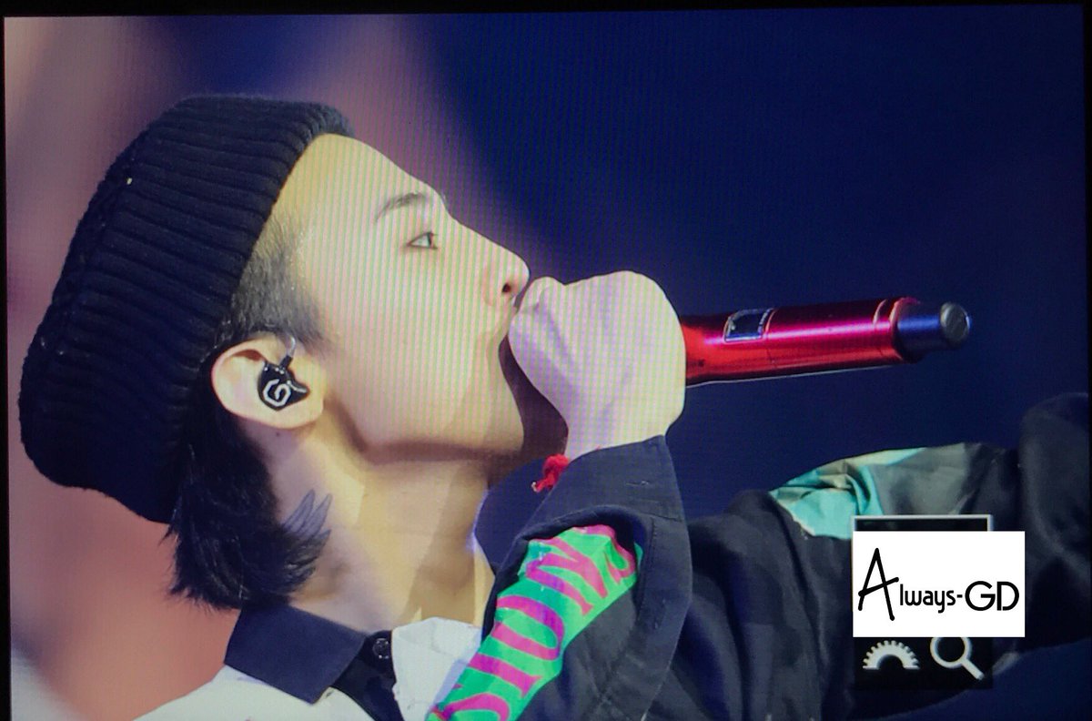 always_gd's tweet photo. ACT III, M.O.T.T.E in 🇦🇺 

GooD밤💕

#권지용 #KWONJIYONG 
#지드래곤 #GDRAGON 
#AlwaysGD https://t.co/kVZb91tuyC