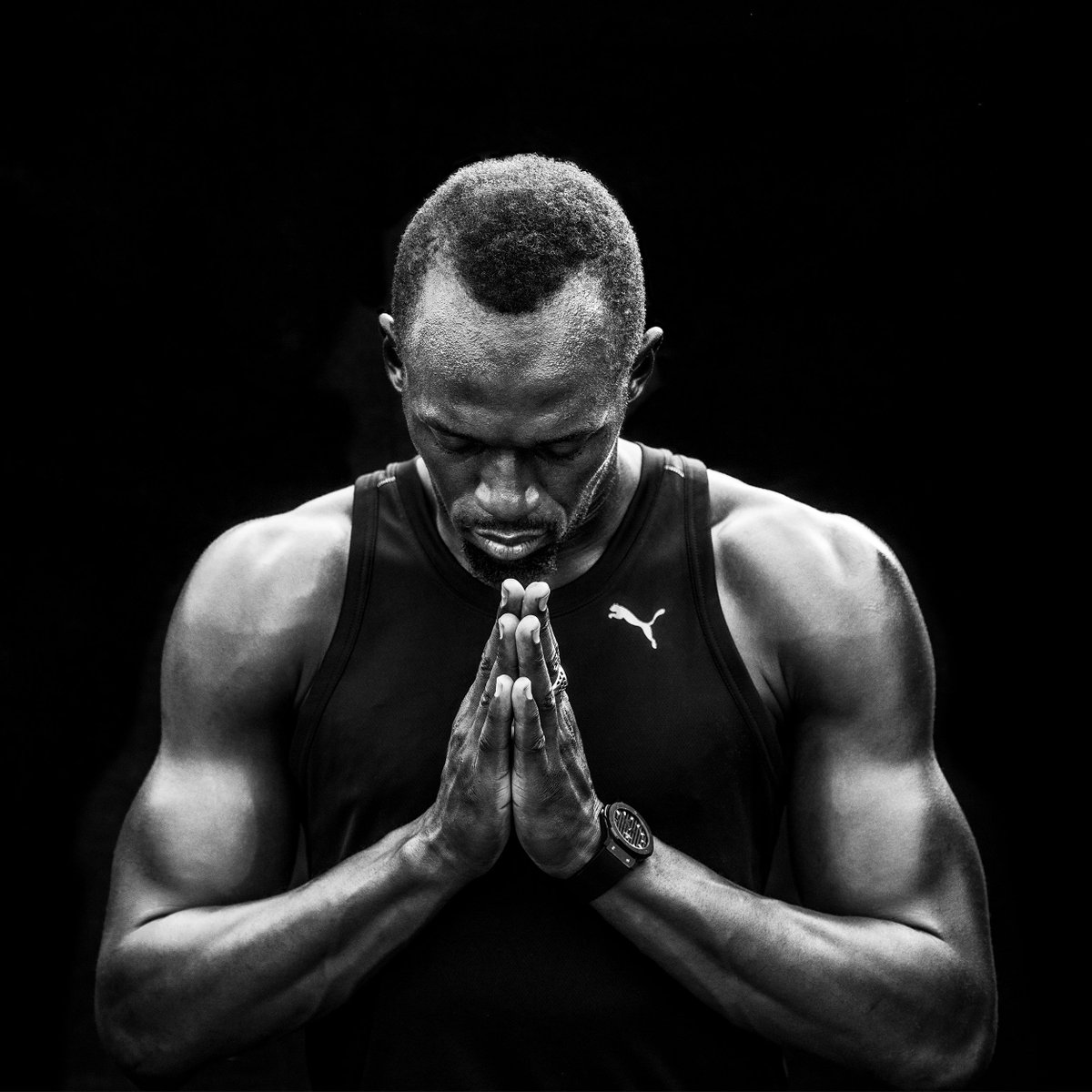 The only thing you can do in less than 10 seconds is RT this. @usainbolt is #ForeverFastest.