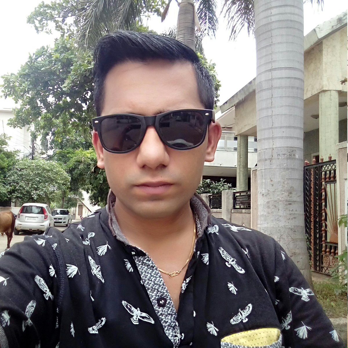 DineshGermany's tweet photo. Hairstyle trending much now in India various types of haircut.I really miss U all #USSingers #USActors #UKSinger &amp; everyone.DrDineshJoshi 🇮🇳 https://t.co/HXrl9Dkc3E