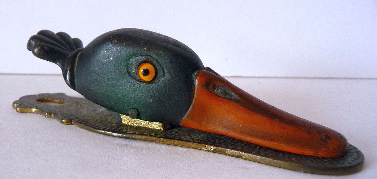 This antique painted cast iron Mallard duck bill is perfect for hanging on a wall or displaying on a desk top: ow.ly/Tj0o30eb1wB