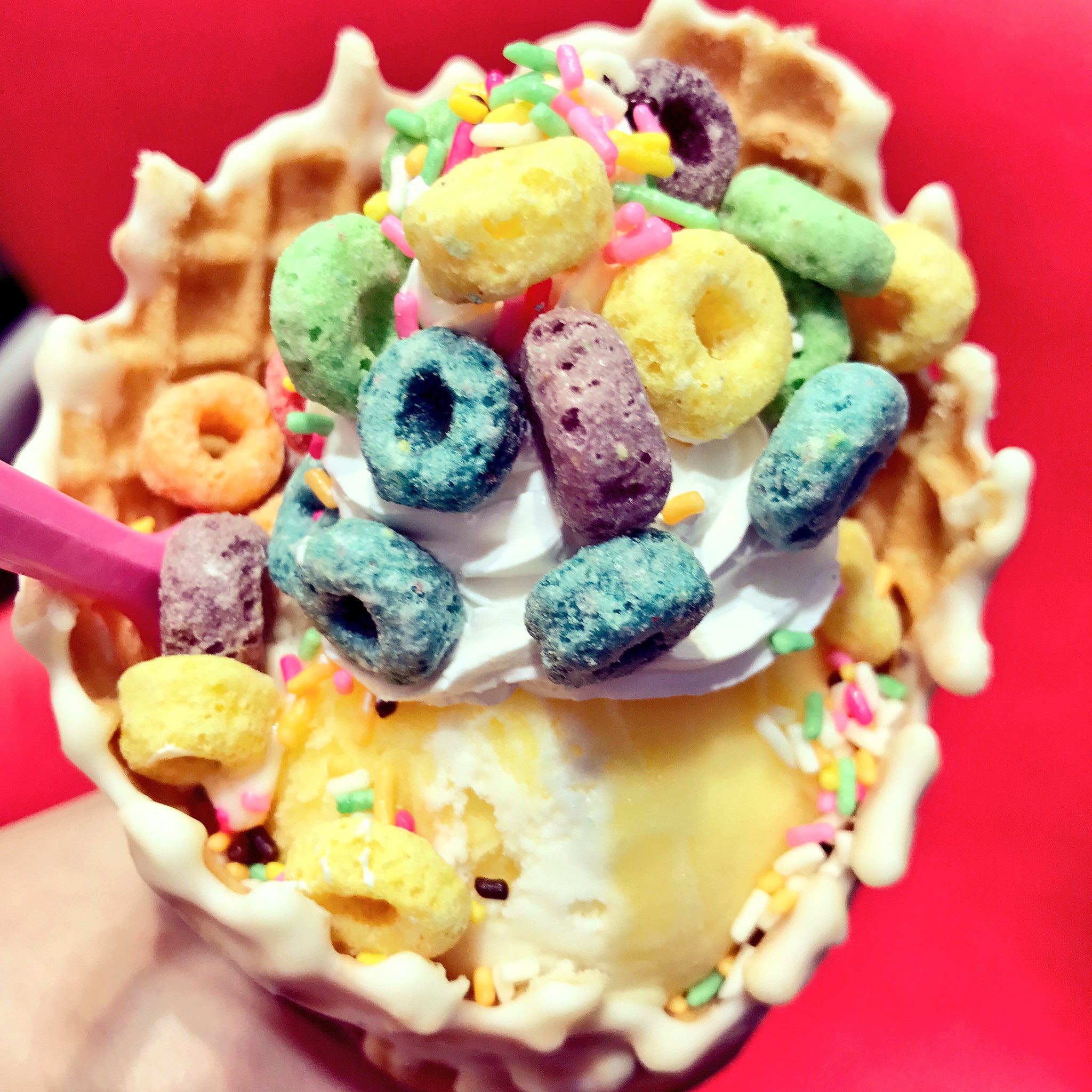 寺崎裕香 Auf Twitter サーティワンで カラーシリアルとカラースプレートッピング 可愛い これが 俗に言う インスタ映えというやつか T Co K2ssxhmk Twitter