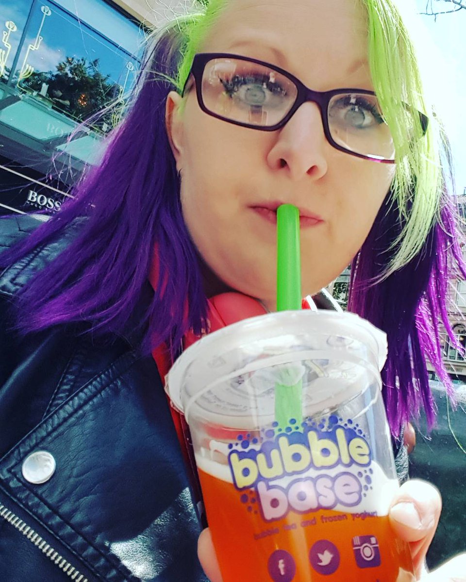 Ammzzy25's tweet photo. #bubbletea in #cardiff
This makes me super happy
#bubblebaseuk https://t.co/Gs9OYHFNbO