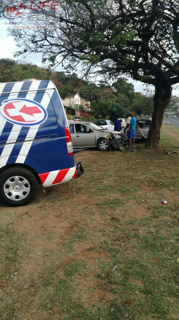 Mvc Alpine rd. <a href="/FatalMoves/">The Fatal Moves Team</a> <a href="/pigspotkzn/">Pig Spotter KZN</a> @IamAlexSweet <a href="/EMERGCONTROL/">EMERGENCY CONTROL SA</a> <a href="/TrafficNewsFeed/">trafficnewsfeed</a>