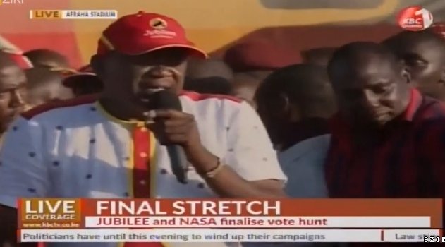 KBCChannel1's tweet photo. President @UKenyatta wind ups Jubilee marathon election campaigns at #Afraha stadium #KenyaDecides https://t.co/0Ucxjh7svY