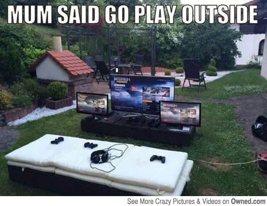 RPGStash's tweet photo. Summer outdoor time! https://t.co/H95gANAuVr #oldrs #runescape #rpgstash #gaming #mmorpgfun https://t.co/Q5qu1bSw81