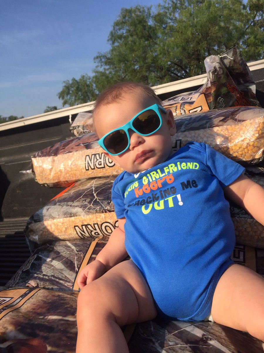 JKapchinski16's tweet photo. Seth Alan's 1st trip to the deer lease! #familytrip #1stRoadTrip #AESSummerFun #AltonHero https://t.co/fV4x80Iblq
