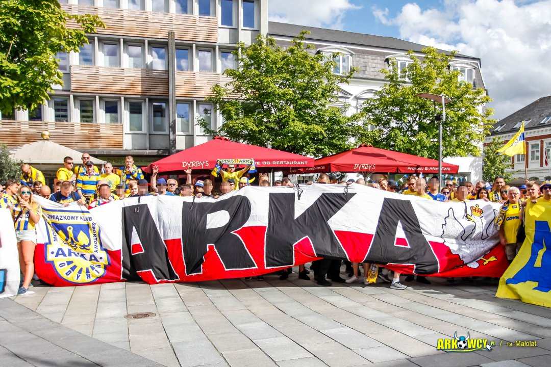 arkowcypl's tweet photo. Polecamy znakomitą fotorelację z wyjazdu kibiców Arki do Danii #FCMARK:
https://t.co/mY5FhsSweE https://t.co/HrAITXyZZY