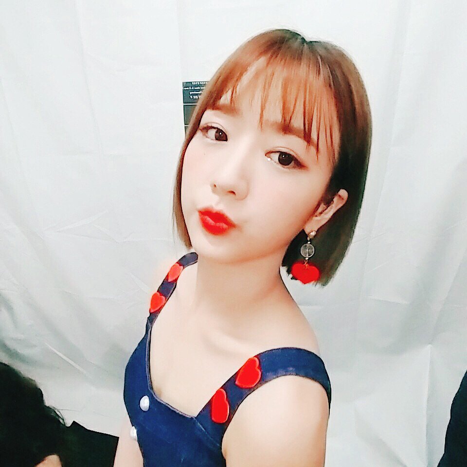 DGeWLPNUIAA51CB.jpg:orig