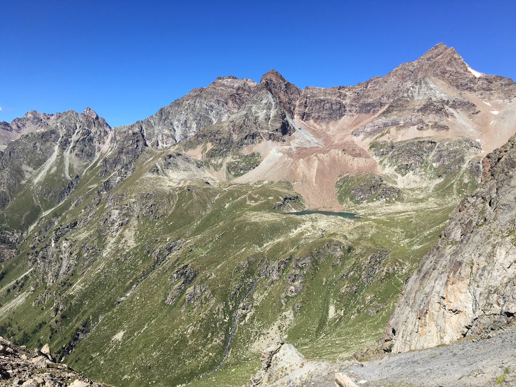 johnminta's tweet photo. Spectacular view from Fenetre du tsan #aostavalley#tordesgeants https://t.co/Ifz9tnAci2