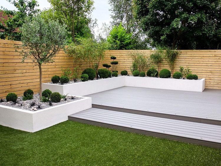 DeckMateUK's tweet photo. Beautiful decking area #inspiration #decking #greydecking #garden #diy #construction #sun https://t.co/UgCTIaoDnP