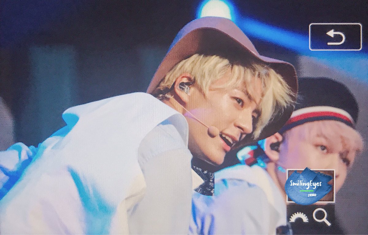 SmilingEYES0423's tweet photo. 170805 SMT IN HK

#NCT #제노 #JENO https://t.co/FQdNvxKXVq