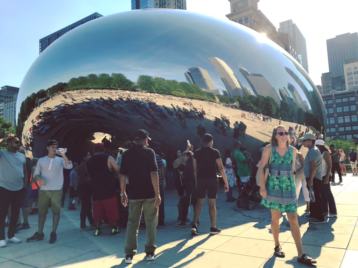 lucy_toman's tweet photo. walked away from chicago yesterday with every intention of coming back and staying longer than 10 weeks #lucyloveschicagoevenmore https://t.co/gtvb1NDIDG