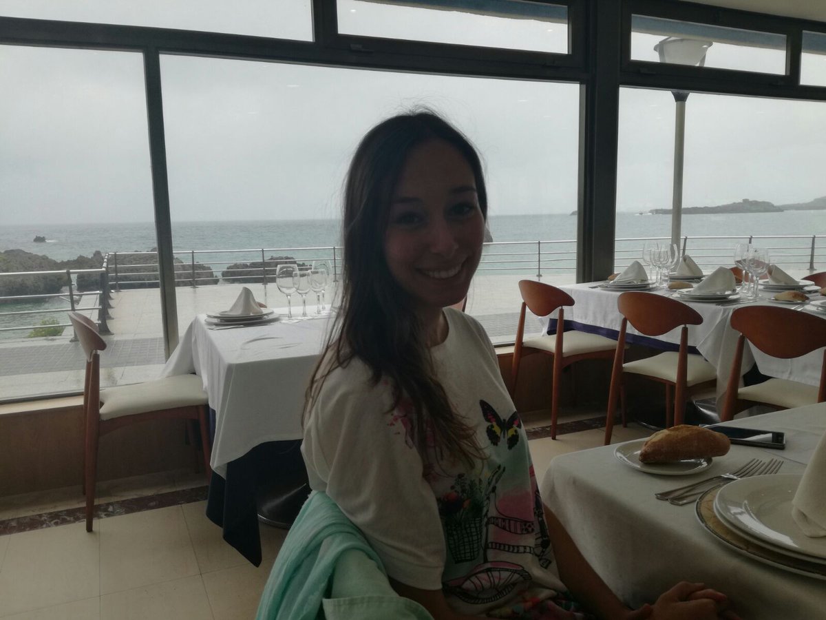 ares_psicologa's tweet photo. #Isla. Nublado y sigue siendo preciosa.. Los mejores abacantos del mundo los ponen aquí, en el Hotel Restaurante #Astuy. Más q recomendable💙 https://t.co/A4a0BDdlDF