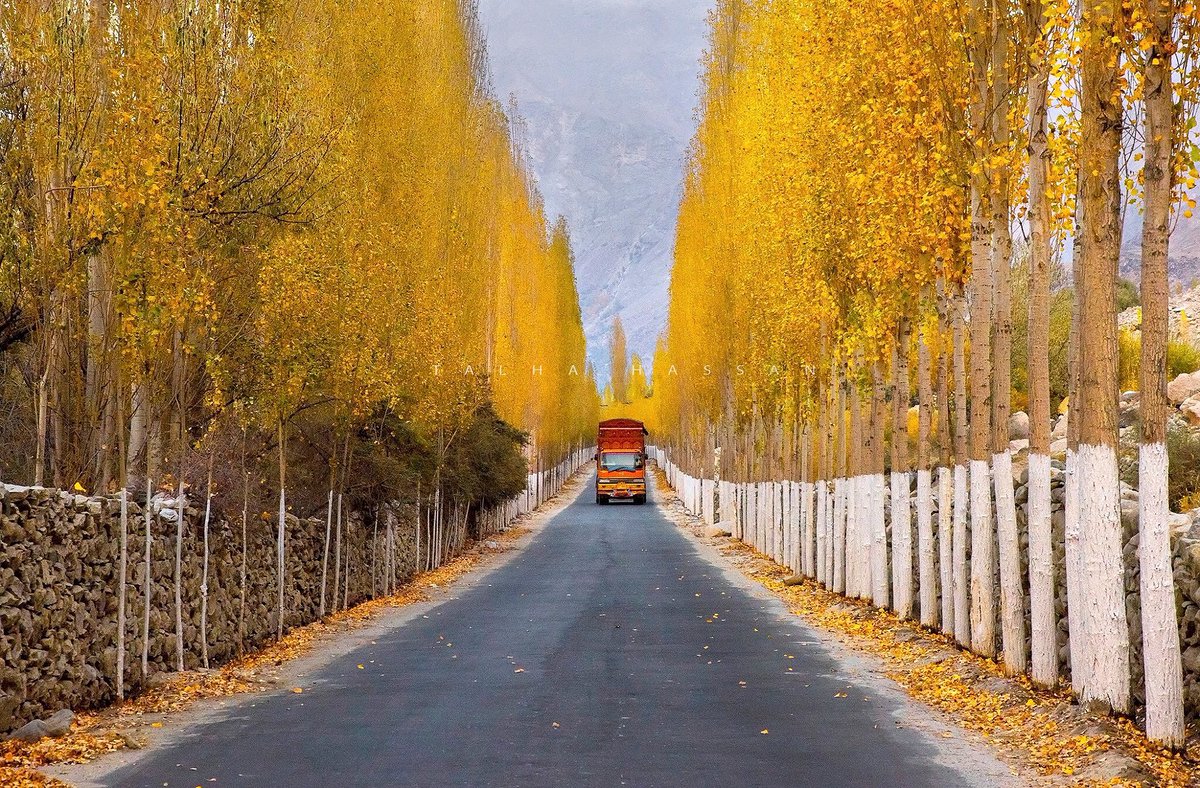 DanyalGilani's tweet photo. #Khaplu 
PC: Talha Hassan
#BeautifulPakistan https://t.co/4n3A5DsYye
