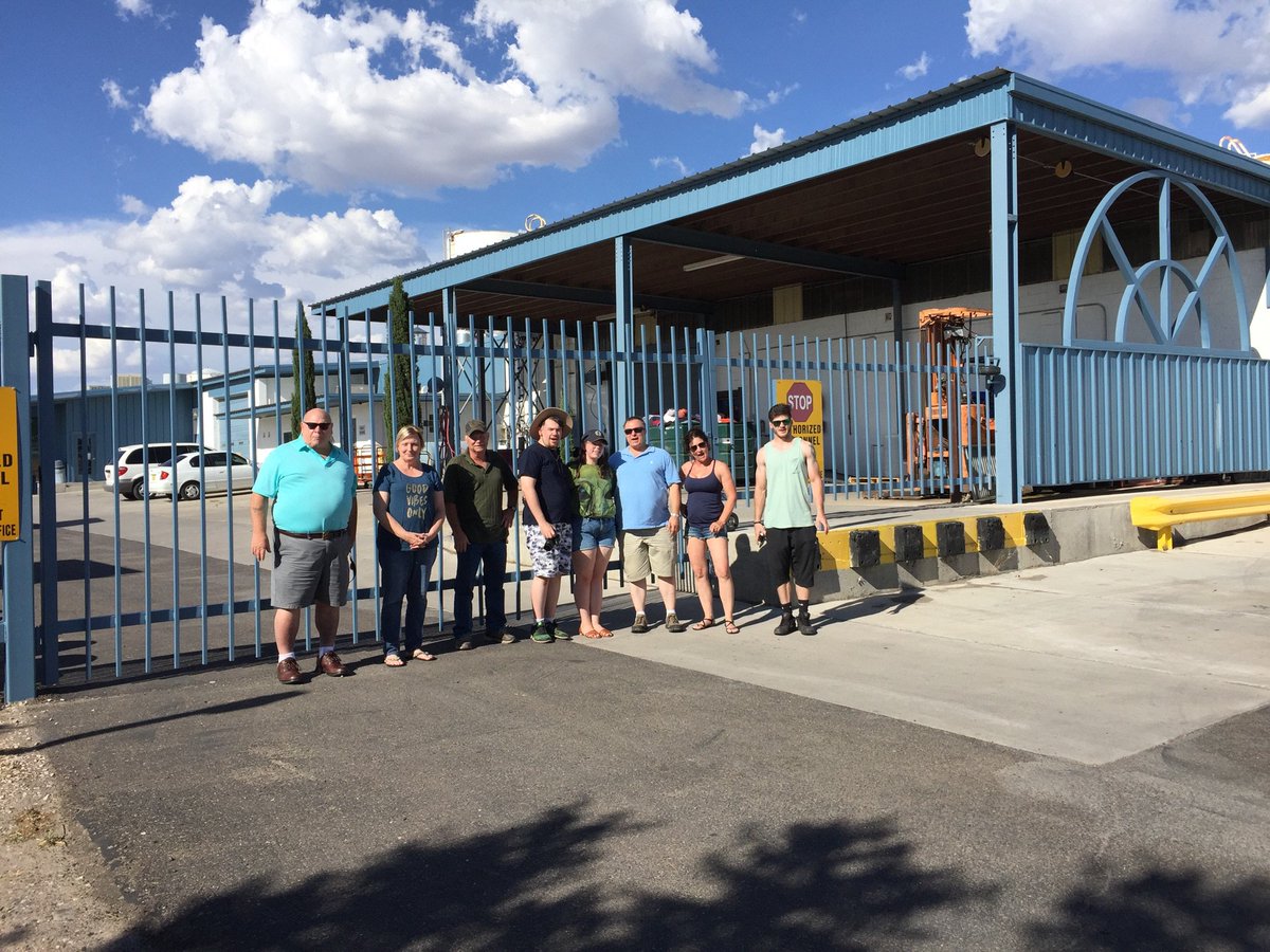 Breakingbadrvto's tweet photo. 07/30/17 Had a great Tour with fans from all over the world. You never know who wi.... https://t.co/BWSI55MMQ4 https://t.co/nHrfUixgQi