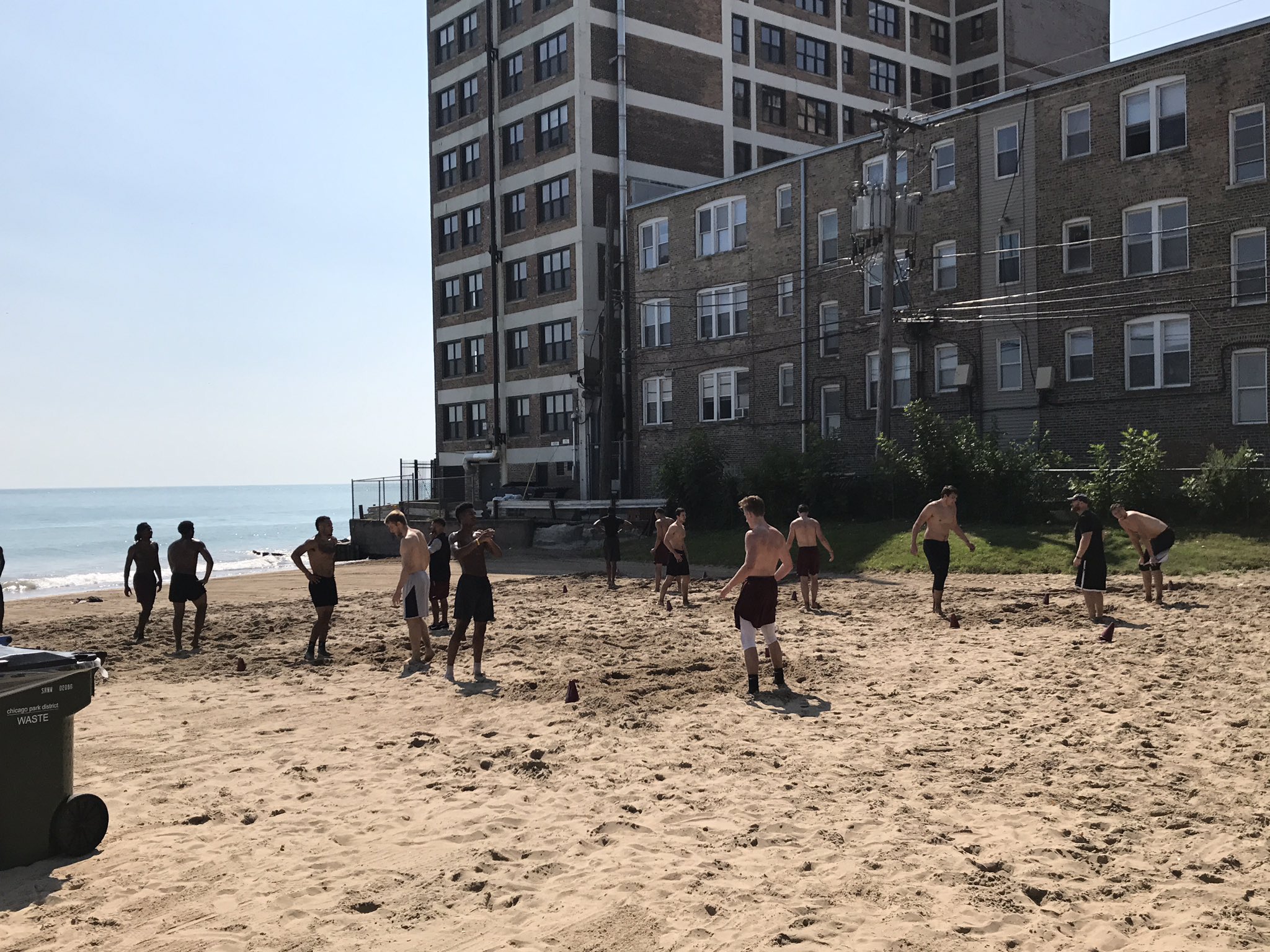 DGeczjEW0AAn_-_.jpg:large