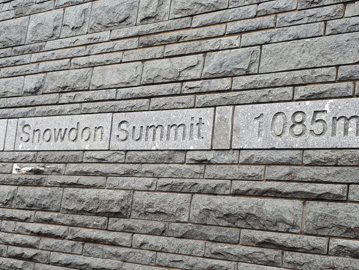 DJThomasNeath's tweet photo. Today @CarwynRhysDavi1 is at the @SnowdonMR #snowdonia https://t.co/w5kGp1tOfC