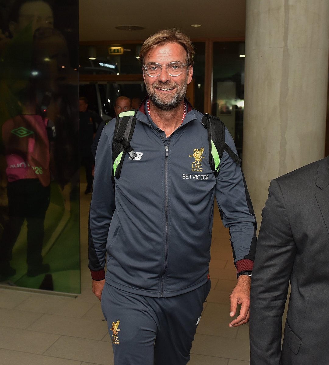 LFC's tweet photo. Aviva arrival. 🔴 https://t.co/CL7cglxO6k