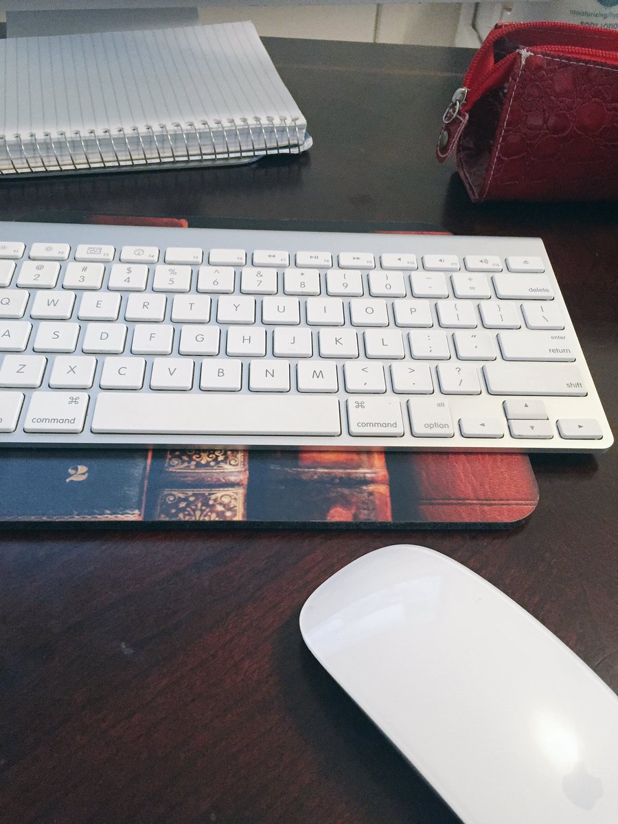 cityofsmith's tweet image. 3,785 words written this @3DayNovel #practicesession weekend. Started with 5,051, so total done for book2 is: 8,836! #makingshitup #Writer