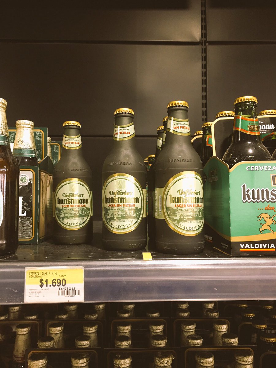 IamPanchoP's tweet photo. Hasta que las encontré ctm !!!! 🤤🤤🤤#beer #cerveza #kuntsmann https://t.co/sZWMWAcUgz