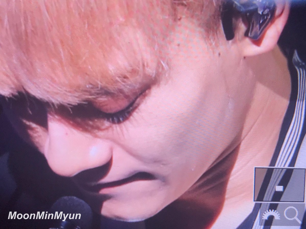 MoonMinMyun's tweet photo. 세!!!!!!상!!!!!!!에!!!!!!!!!ㅠㅠㅠㅠㅠㅠㅠ #쳔 #CHEN https://t.co/2530NEAiBI