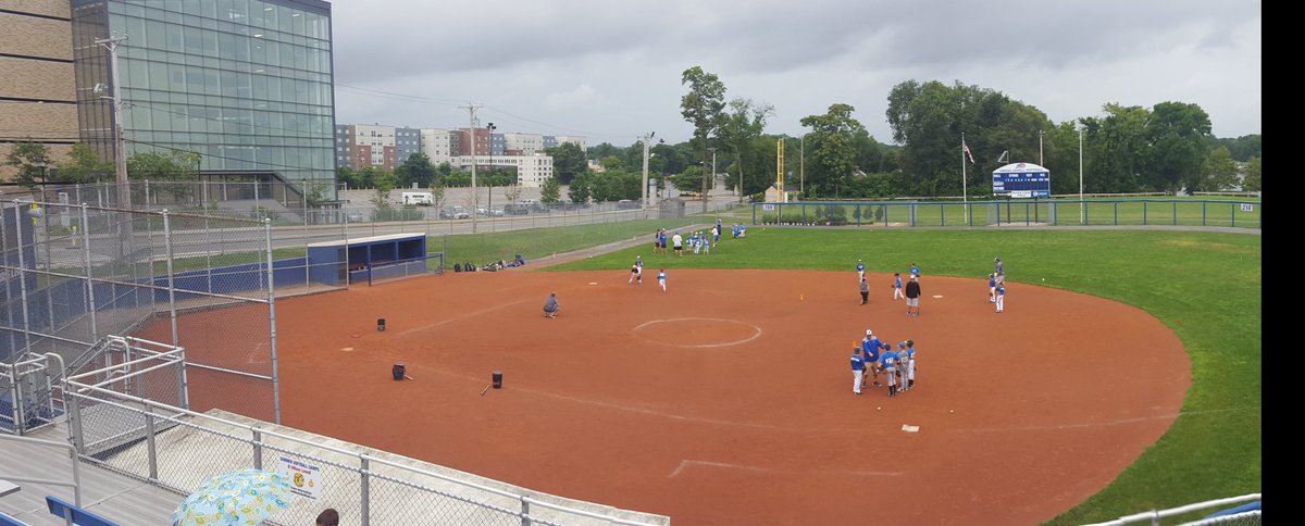 NENorEastersbsb's tweet photo. 9u and 10u working hard at their fielding stations during todays tryouts at #UML #bleedblue #noreasterpride #Noreastersball #noreastersway https://t.co/9zvzSk0jPt
