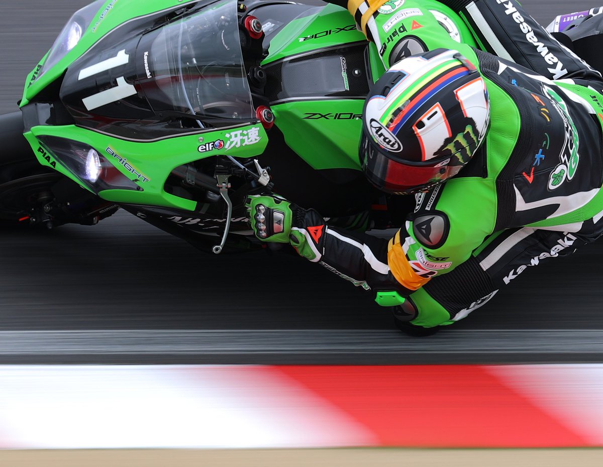 高原 鈴鹿８耐11日目 ようやくkawasaki Team Greenの総集編をupできました 写真96枚 再録含む 新規 動画2本です Facebookにて T Co 9zvmo9kr2l Teamgreen 8耐の思い出 8耐の絶景 Kawasaki T Co Gcxmooiyhf