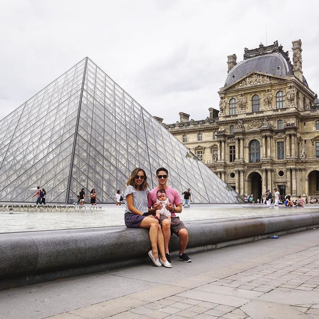 GQtrippin's tweet photo. Dylan had a rough day (mommy and daddy too), but we managed to get a quick family picture in at the Louvre. #needm… https://t.co/hIOIV9AaNT https://t.co/ZxhX8KAxqC