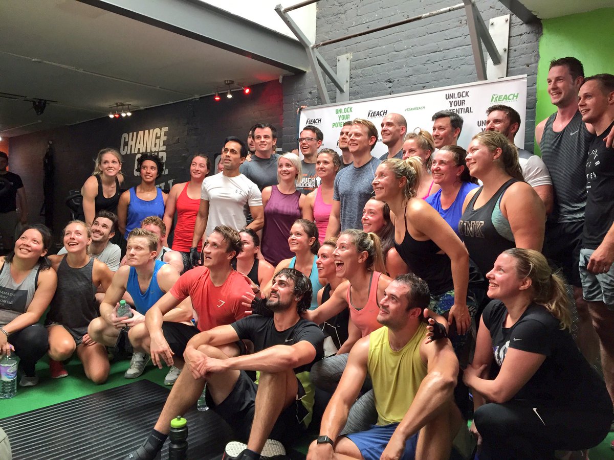 ReachFitnessGym's tweet photo. Incredible Day at #TeamReach HQ for #SUMMERSLAM Now The Afterparty...Meet at @socialchicken1 at 5.30pm 🙌💪 https://t.co/4pIiU108N9