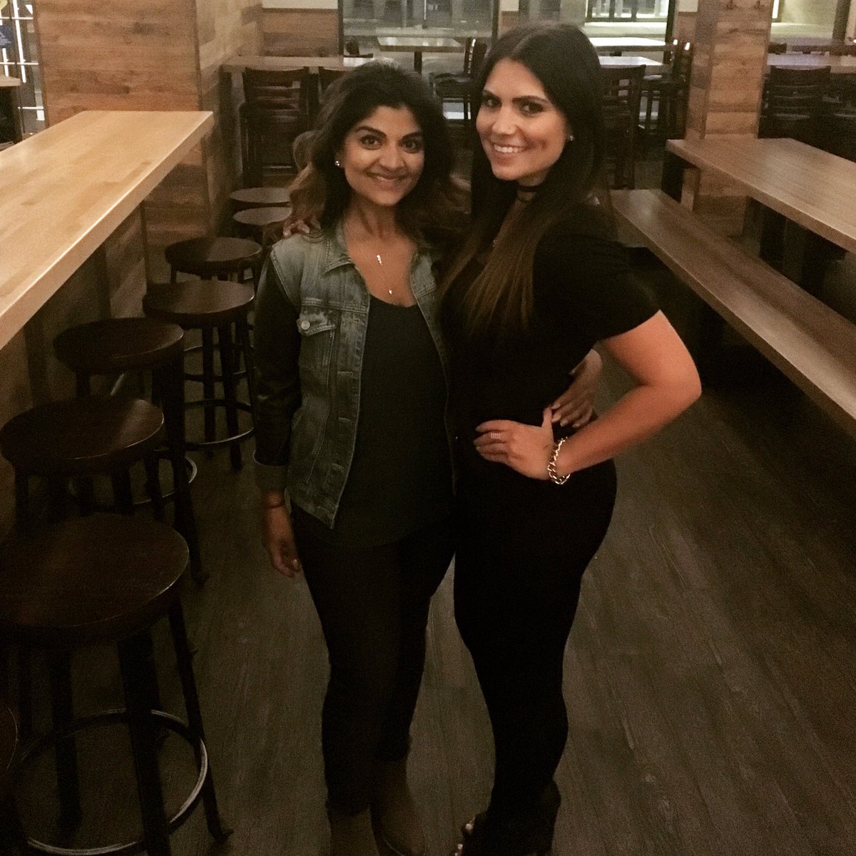 SabeenInTheCity's tweet photo. When you talk about getting together forever & then it FINALLY happens! 🙌��👯✨ #InstantBesties #SpiritPerson #GirlTalk #StoriesCheckedOut https://t.co/8s0TmN5oG1