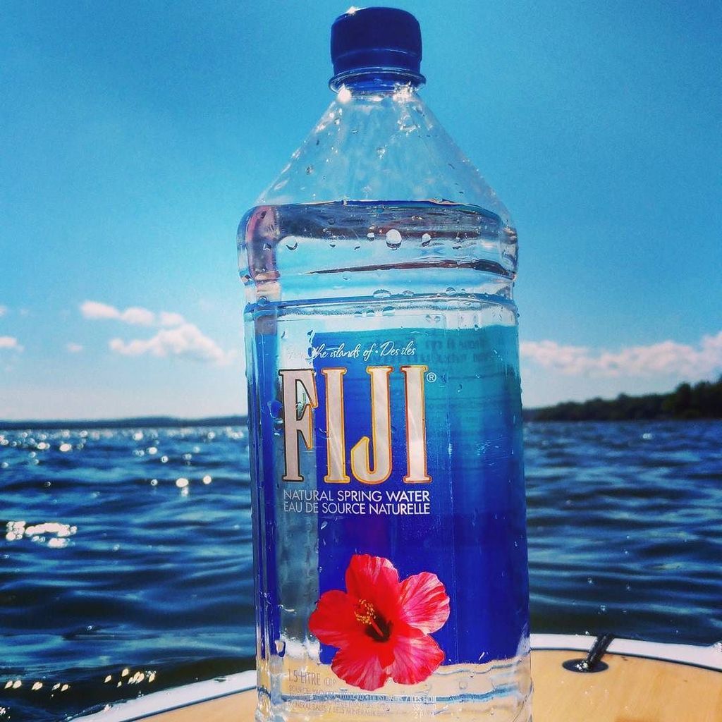 FIJIWater tweet picture