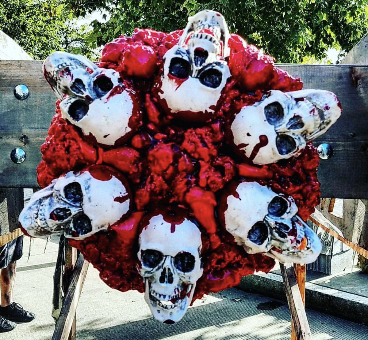RobOnTheRun's tweet photo. My zombies friends at the Scarehouse have used their BRAINS to build a flying ScareCraft! Don't die...again #VoteScareCraft #redbullflugtag https://t.co/UzCnpjCiqq