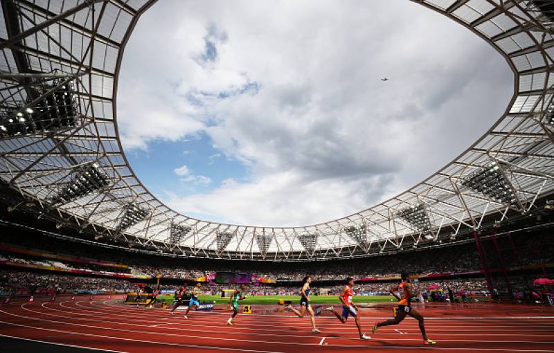 AIPSmedia's tweet photo. #London2017 Day 2: Stage is set for another night of heroics🥇
#BeTheNext #IAAFWorlds

by @JMCDonk

🔗https://t.co/HQHsthoJIq https://t.co/nqckUaTFlP