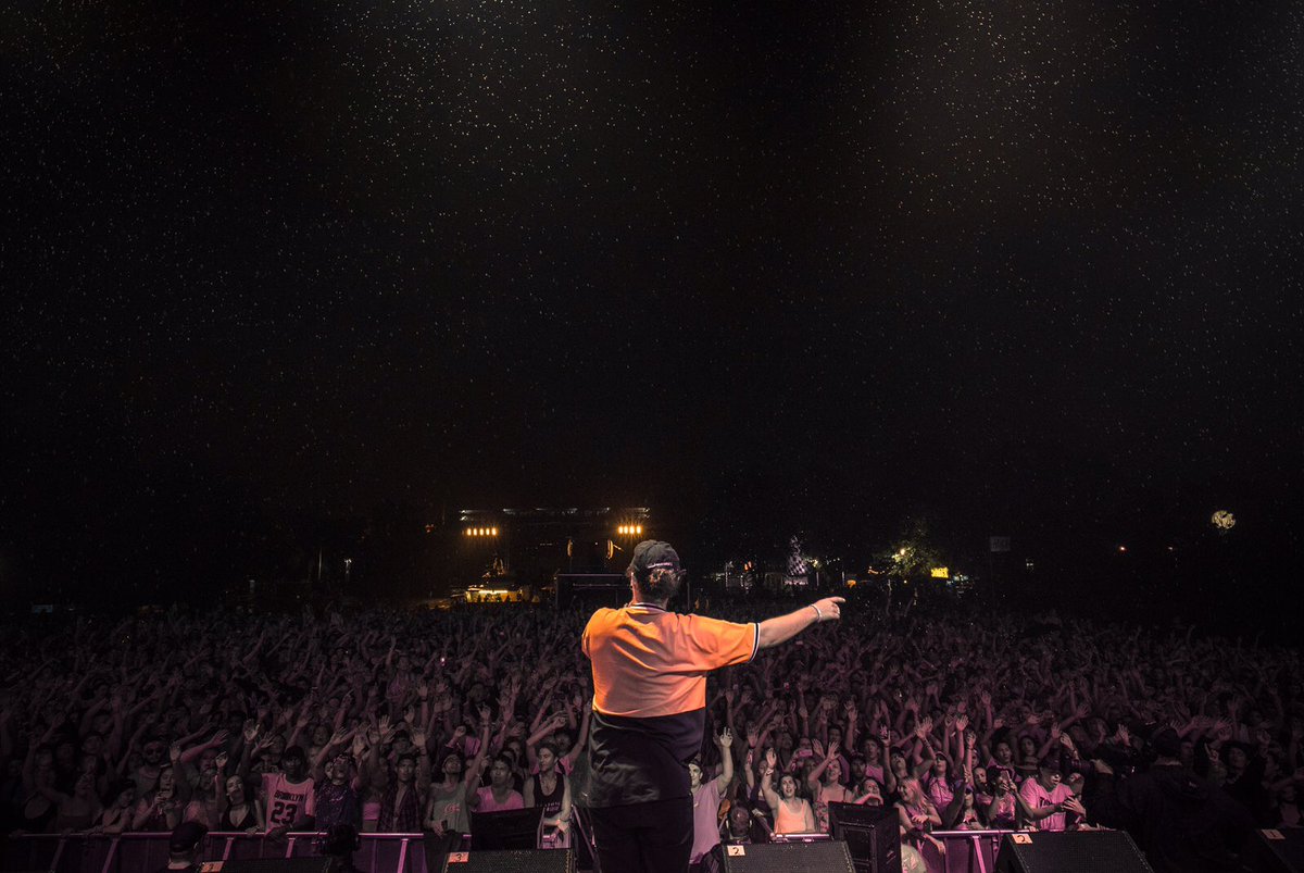 russdiemon's tweet photo. In the rain last night in Montreal. Y'all were amazing. https://t.co/7CUEgOA46X