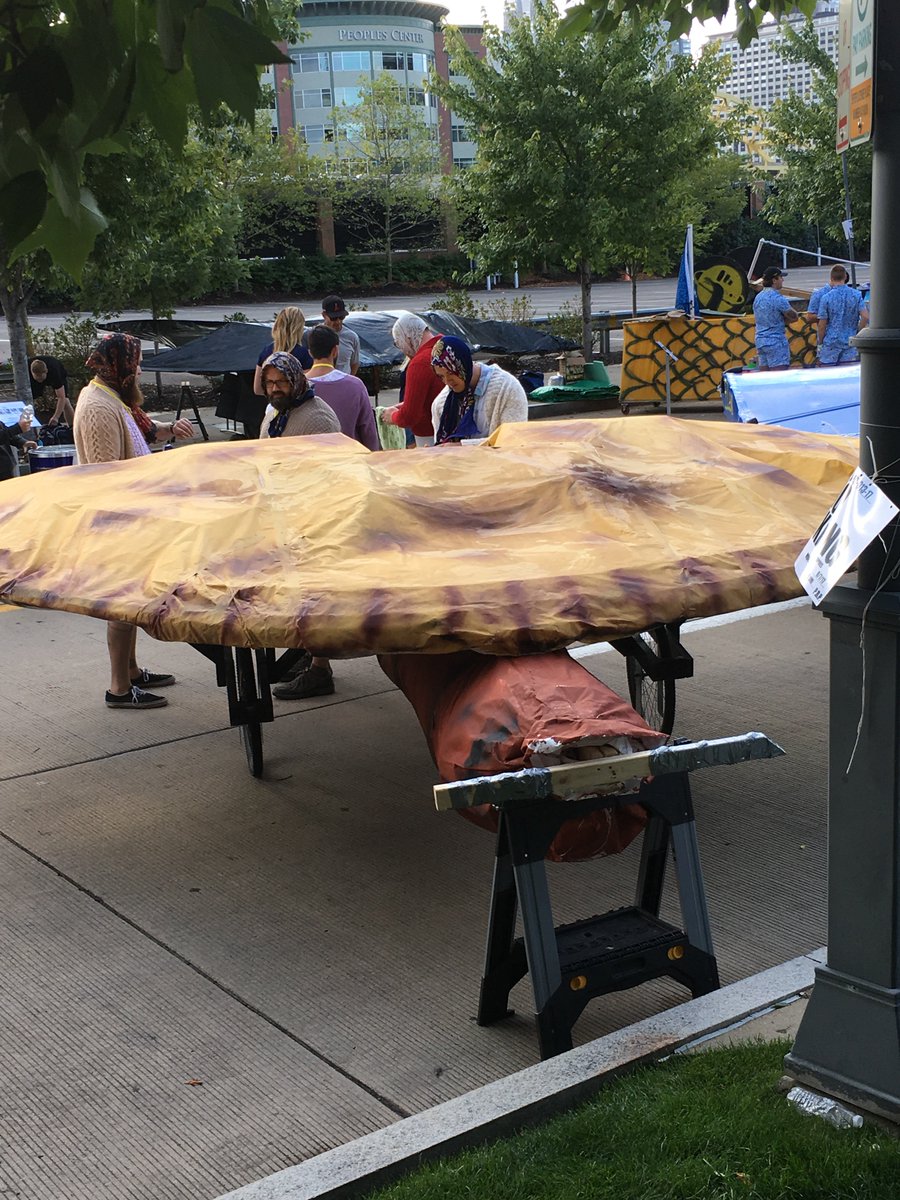 PolishSpill's tweet photo. Hey @astockeyWTAE, today's biggest story is how buttery the Allegheny's about to get! #Flugtag2017 #VotePolishSpill https://t.co/tesqdmBeYs https://t.co/OVO7O4m0iq
